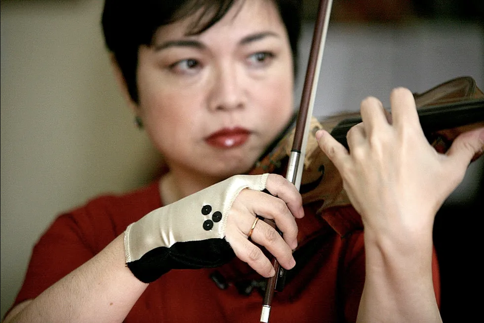 Mari Kimura using Mugic
